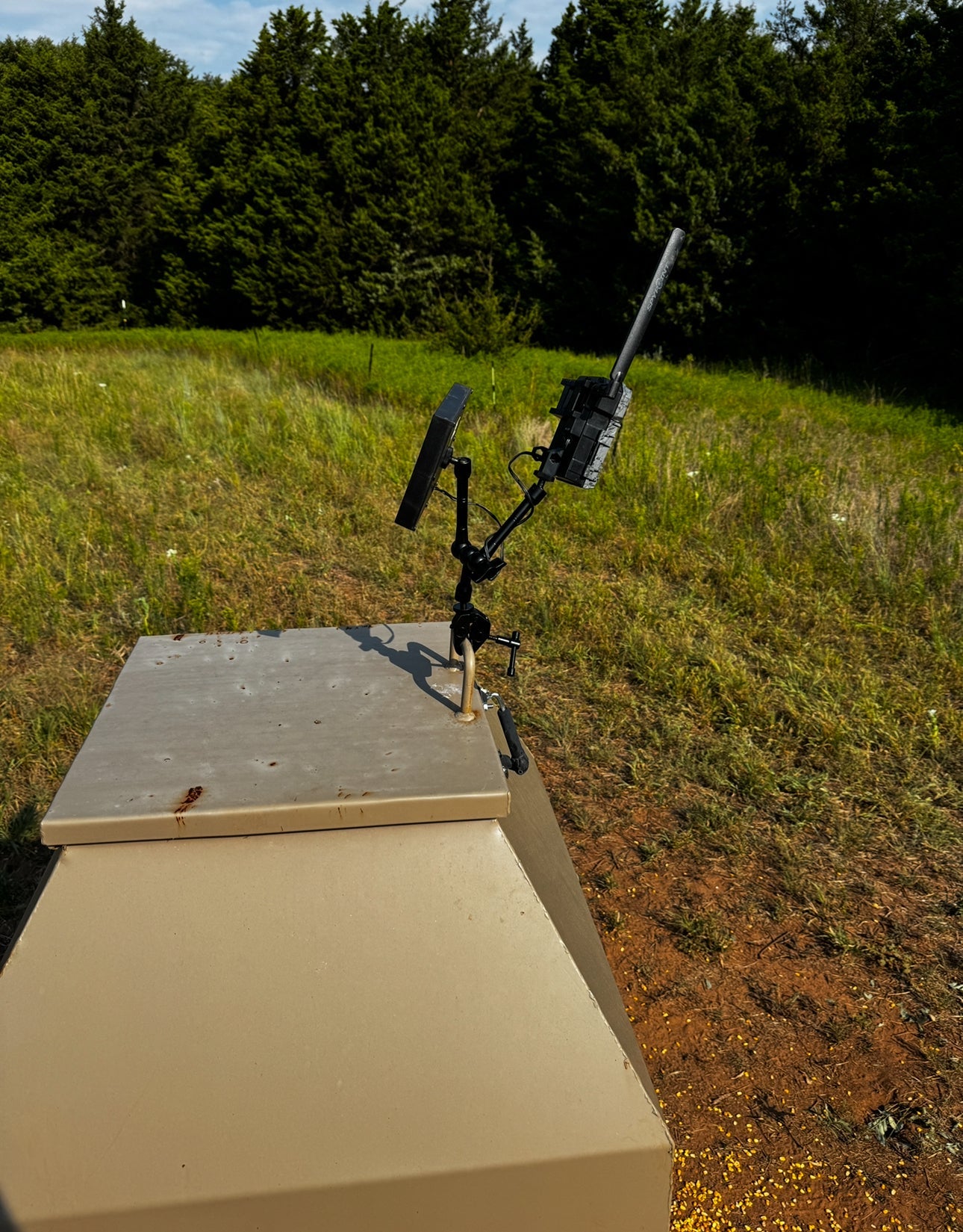 Tri-Claw Trail Camera & Solar Panel Clamp Mount