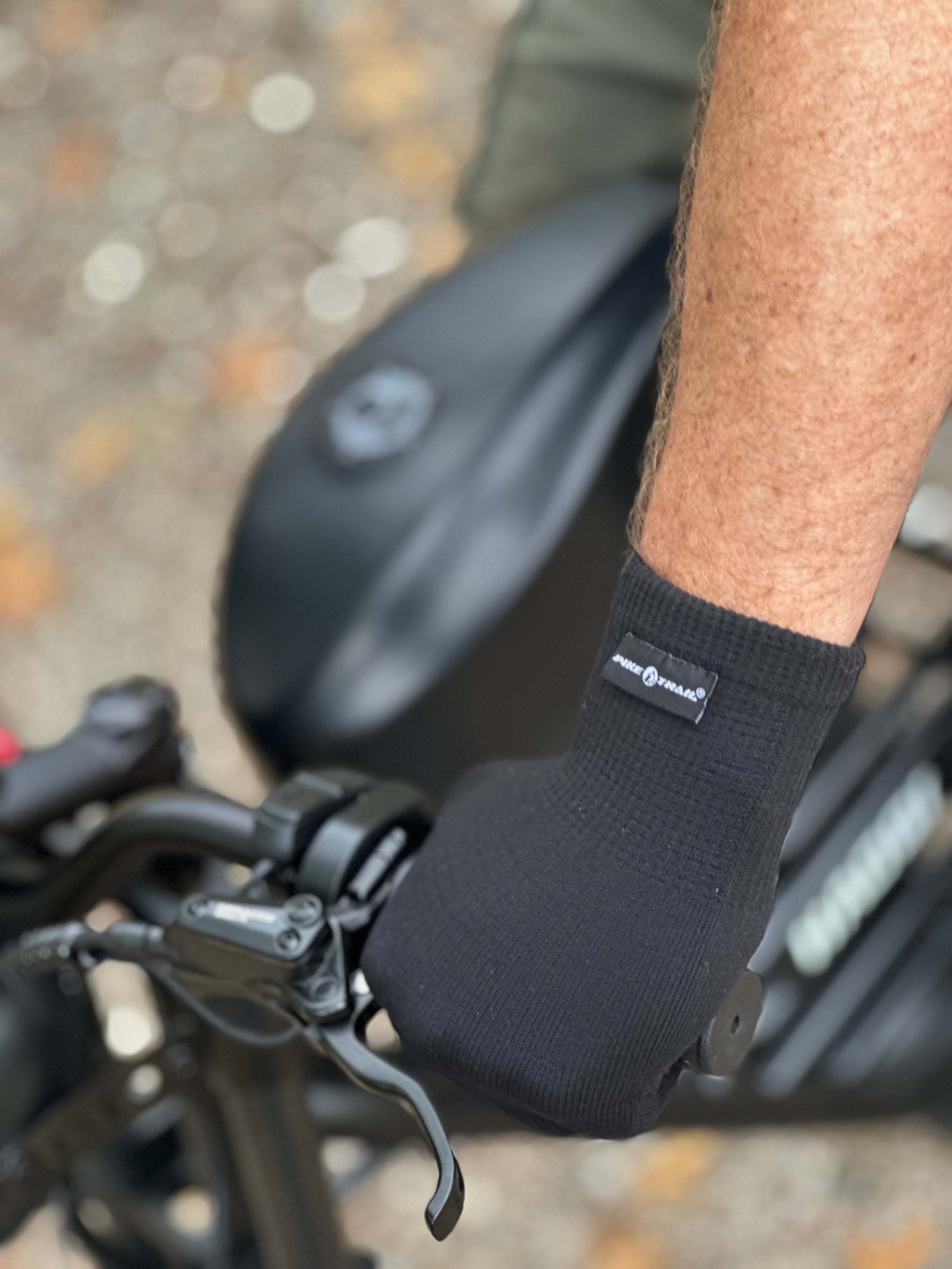 Pike Trail Waterproof Seamless Gloves Outdoor Hiking Cycling Winter Gear