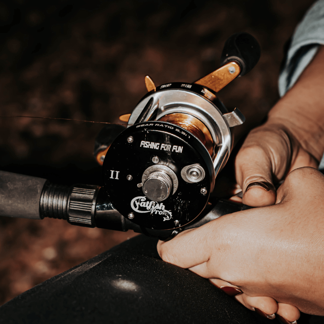 Fishing For Fun Round Baitcaster Reel Smooth Casting Fishing Gear